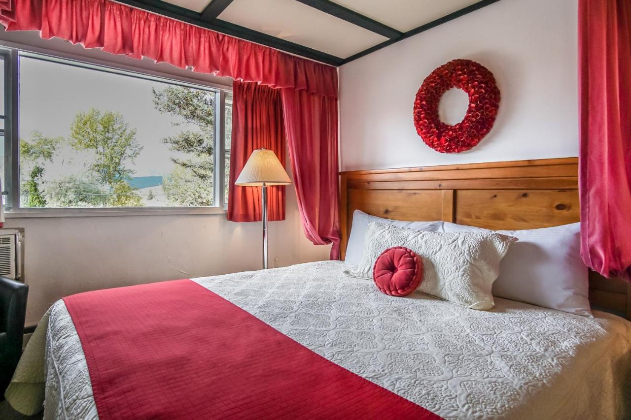 Gables Motel